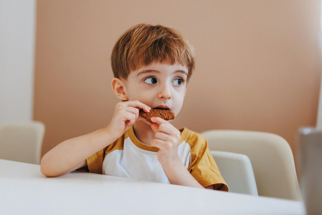 Dietas restritivas da internet causam déficits nutricionais em crianças — alertam pediatras