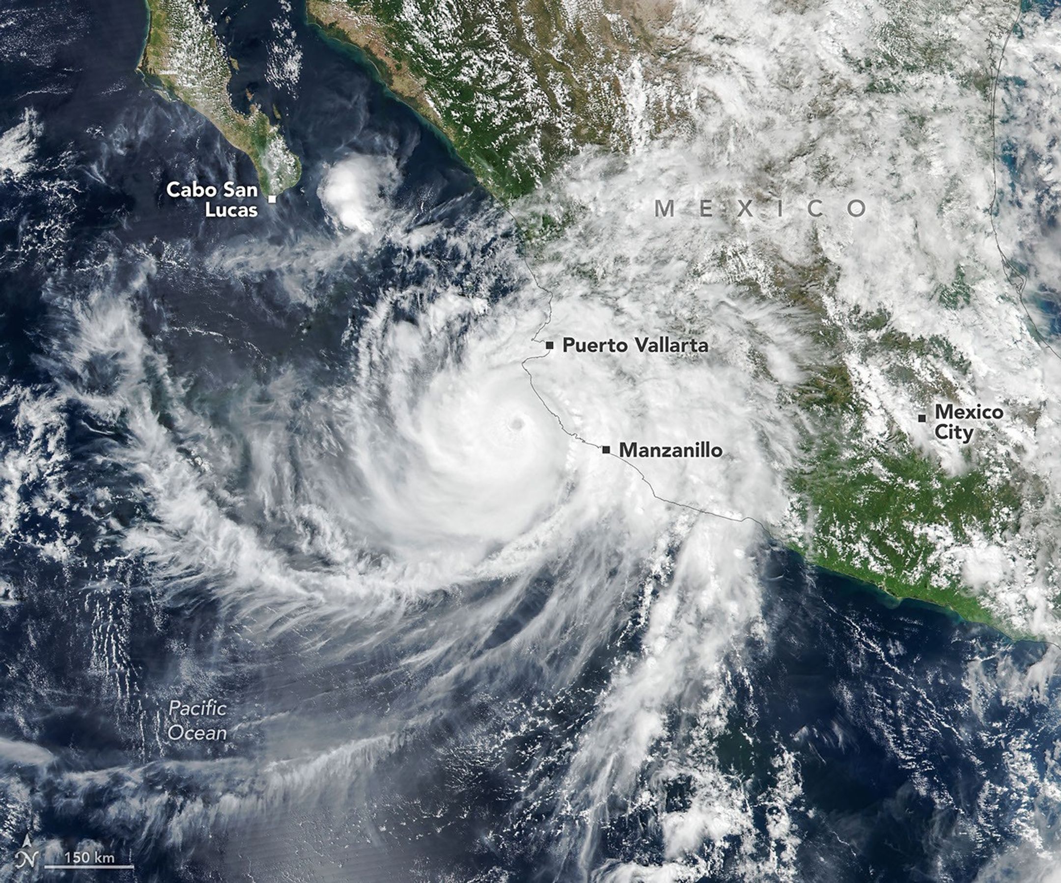 Furacão Simon ronda o México e revela ondas raras na alta atmosfera