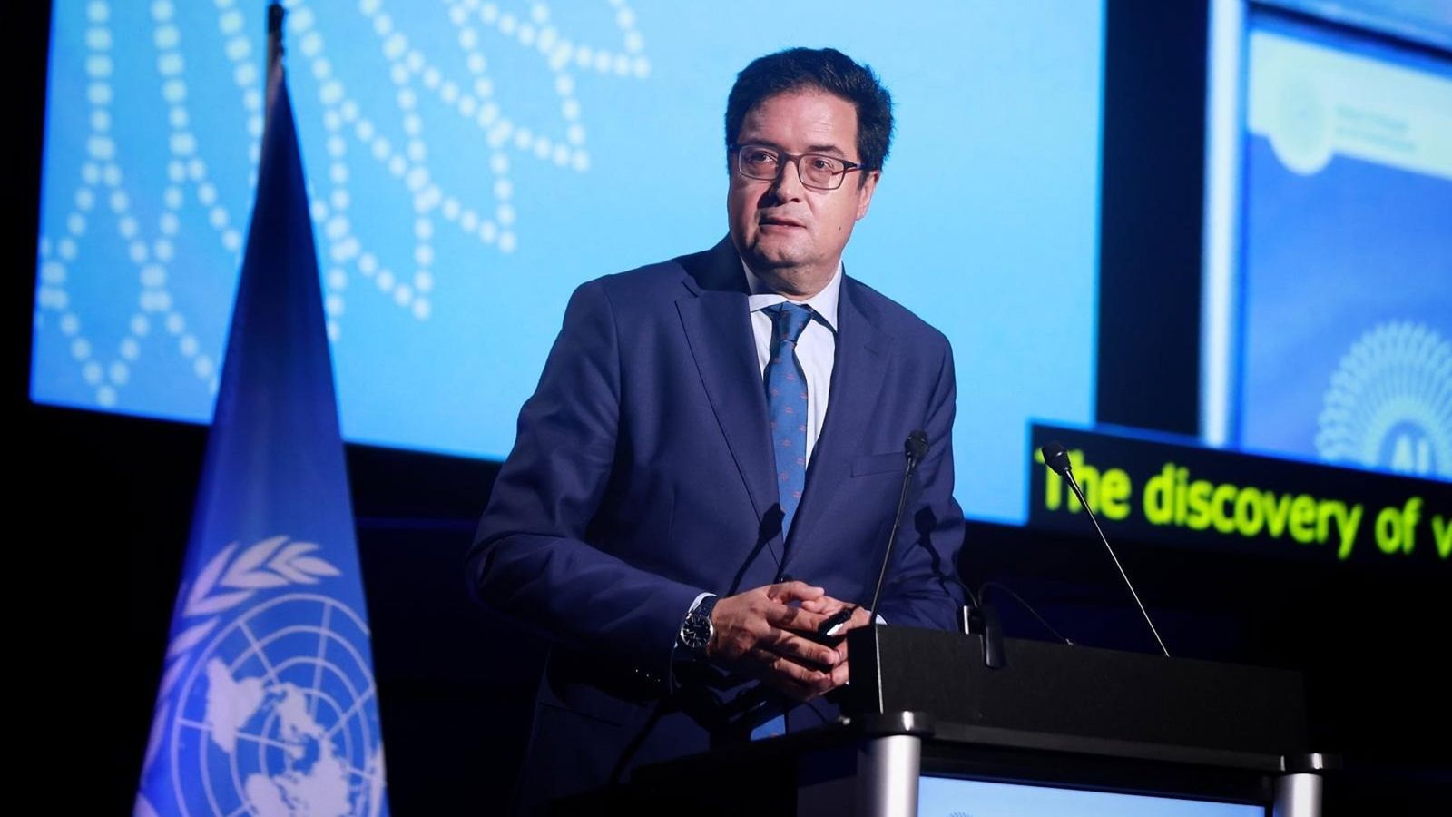 Espanha lidera coalizão na ONU para blindar menores contra riscos da IA