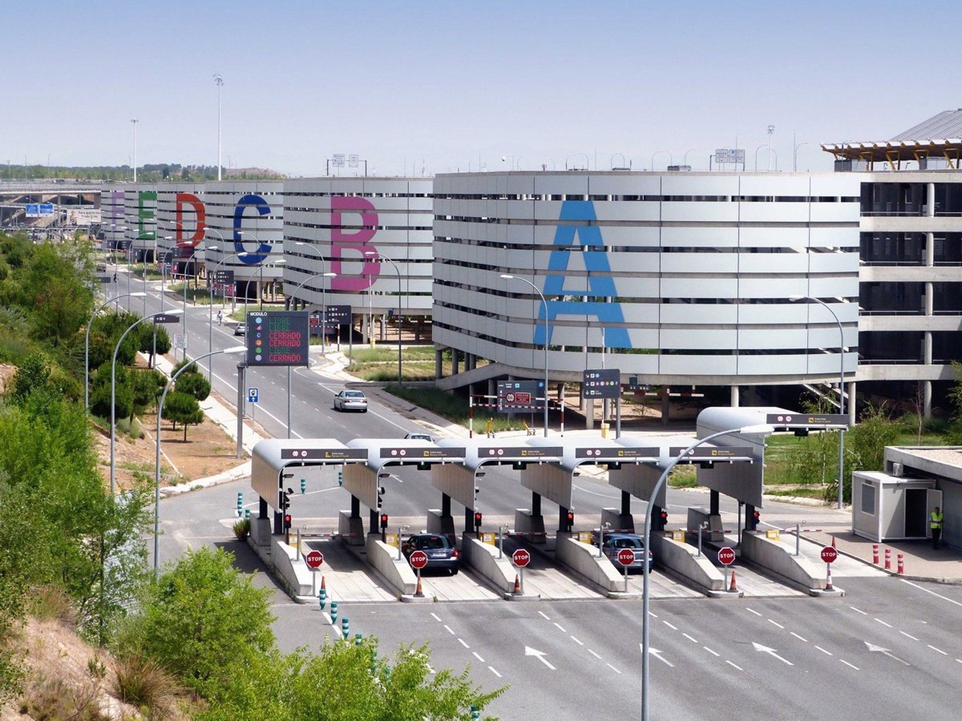 Aena contrata Eysa e Setex para gerir 150 mil vagas de estacionamento por € 163 milhões