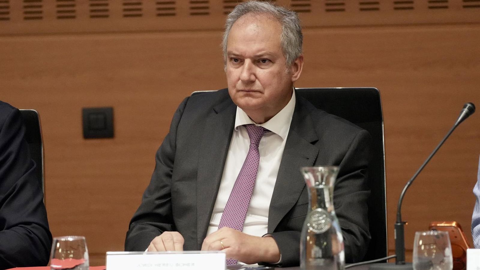 Espanha amplia subsídios industriais para compensar custos de emissões de CO2
