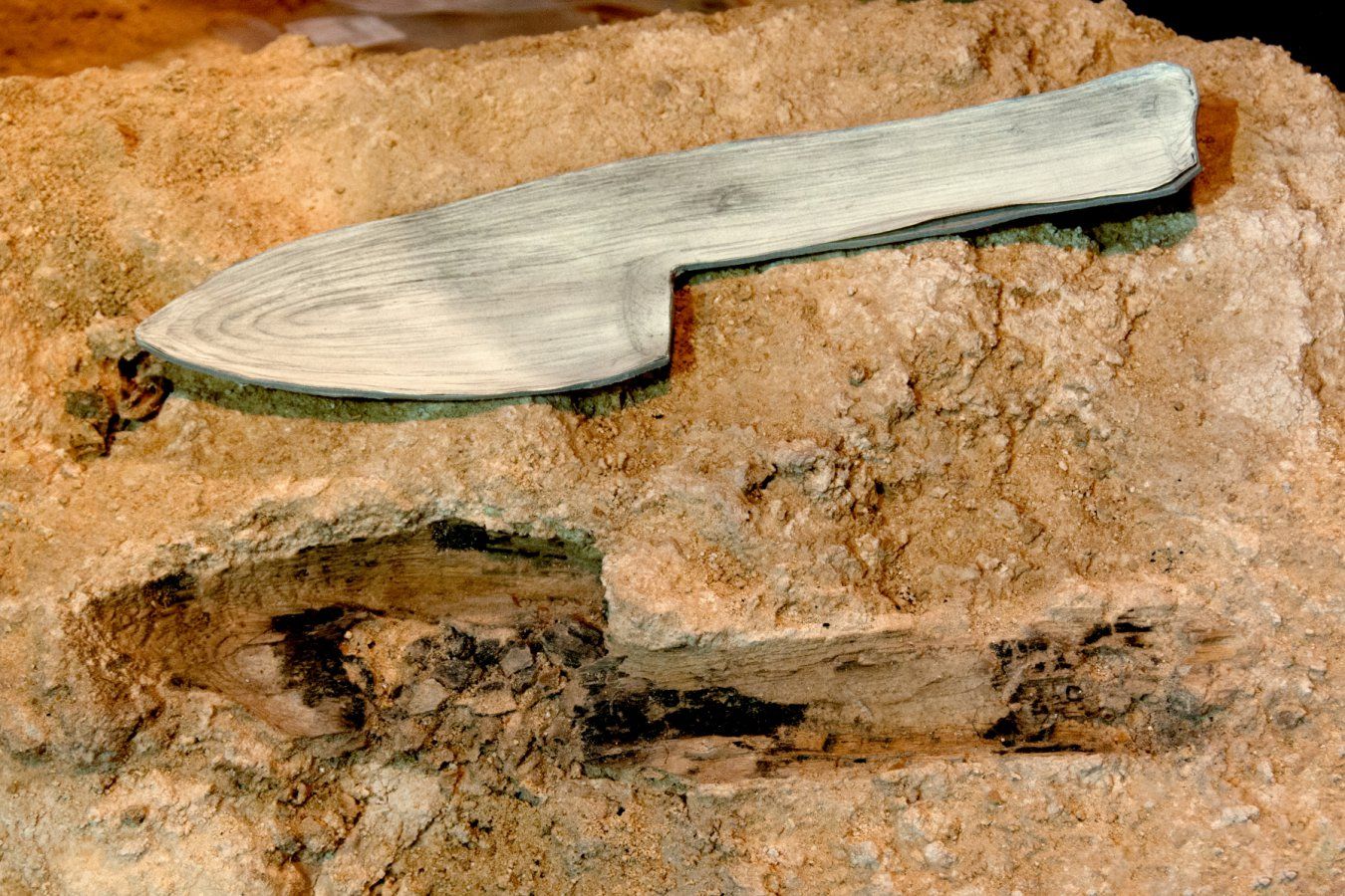 Neandertais usavam madeira tanto quanto pedra em ferramentas