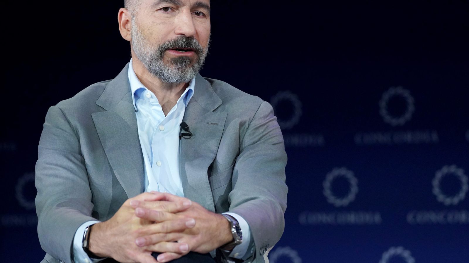 Uber corta 23% da equipe de RH e nega influência da inteligência artificial