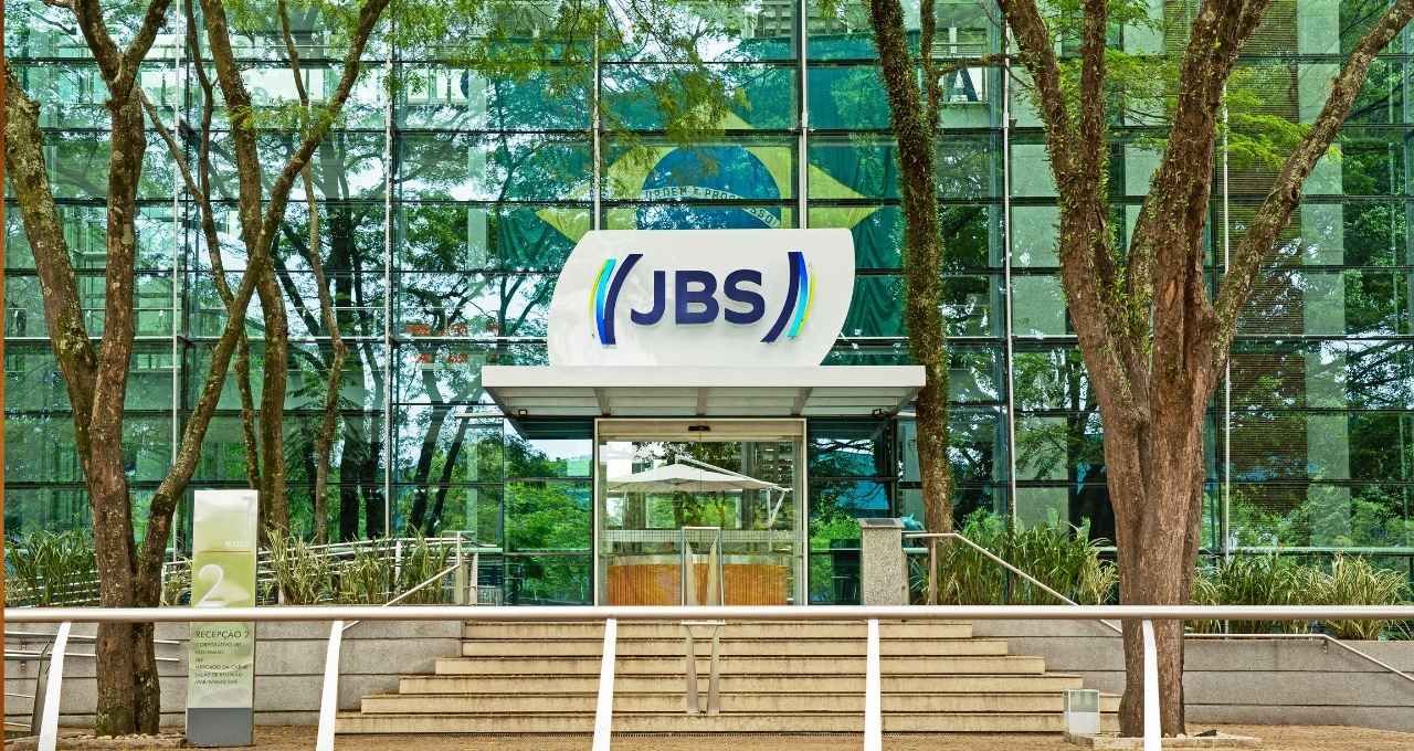 Itaú BBA revisa JBS e reduz preço-alvo para US$ 18 — mas mantém recomendação de compra