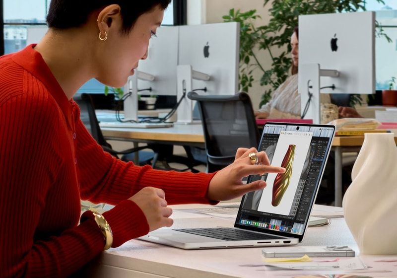 Apple lança MacBook Pro com tela sensível ao toque e chip M5