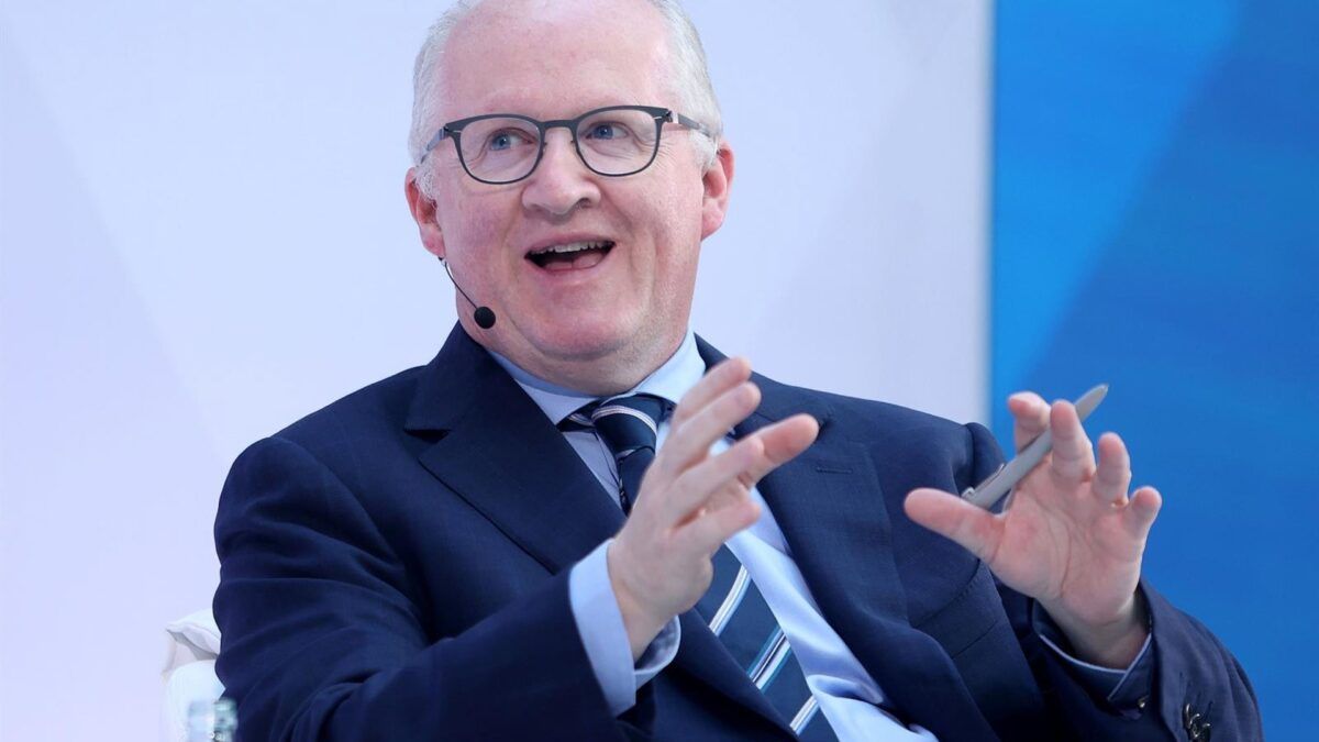 Philip Lane ajusta teto da taxa neutra do BCE para 2,5% e sinaliza novos aumentos