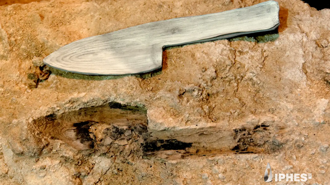 Neandertais na Espanha criaram ferramentas de madeira preservadas em pedra