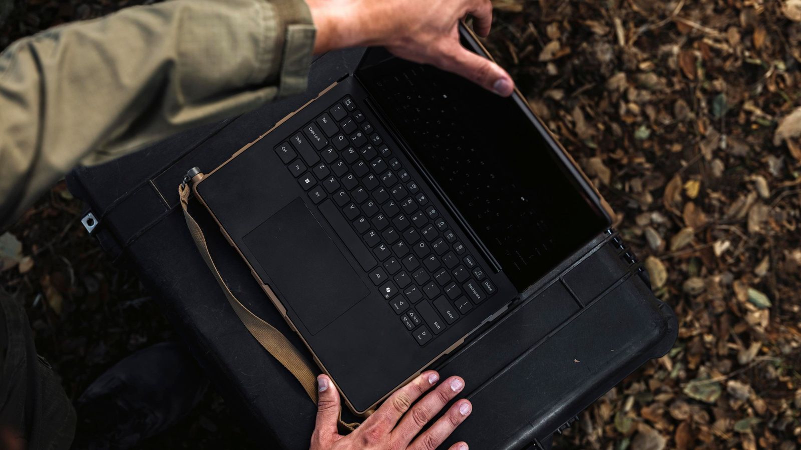 Anduril de Palmer Luckey lança laptops 'Made in USA' com Qualcomm