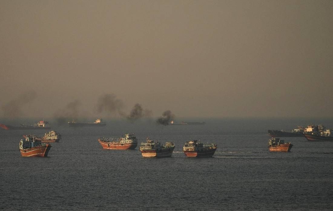 8.000 marinheiros permanecem retidos no Estreito de Ormuz — o custo humano da geopolítica