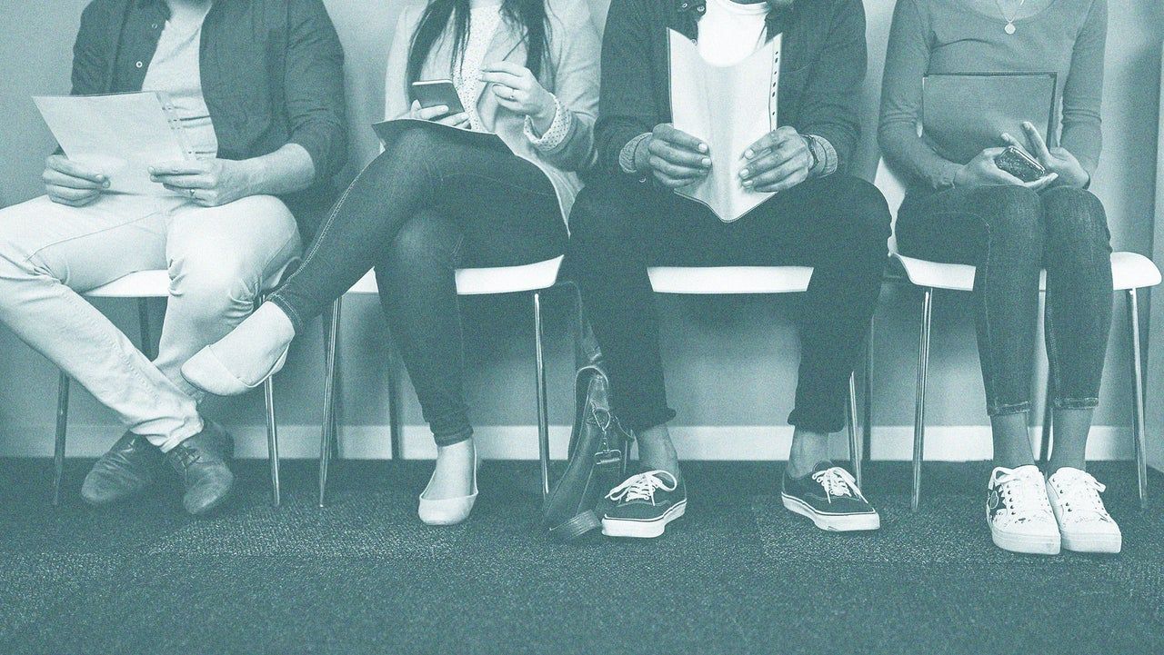 Mercado de trabalho dos EUA reage — mas mulheres perdem espaço