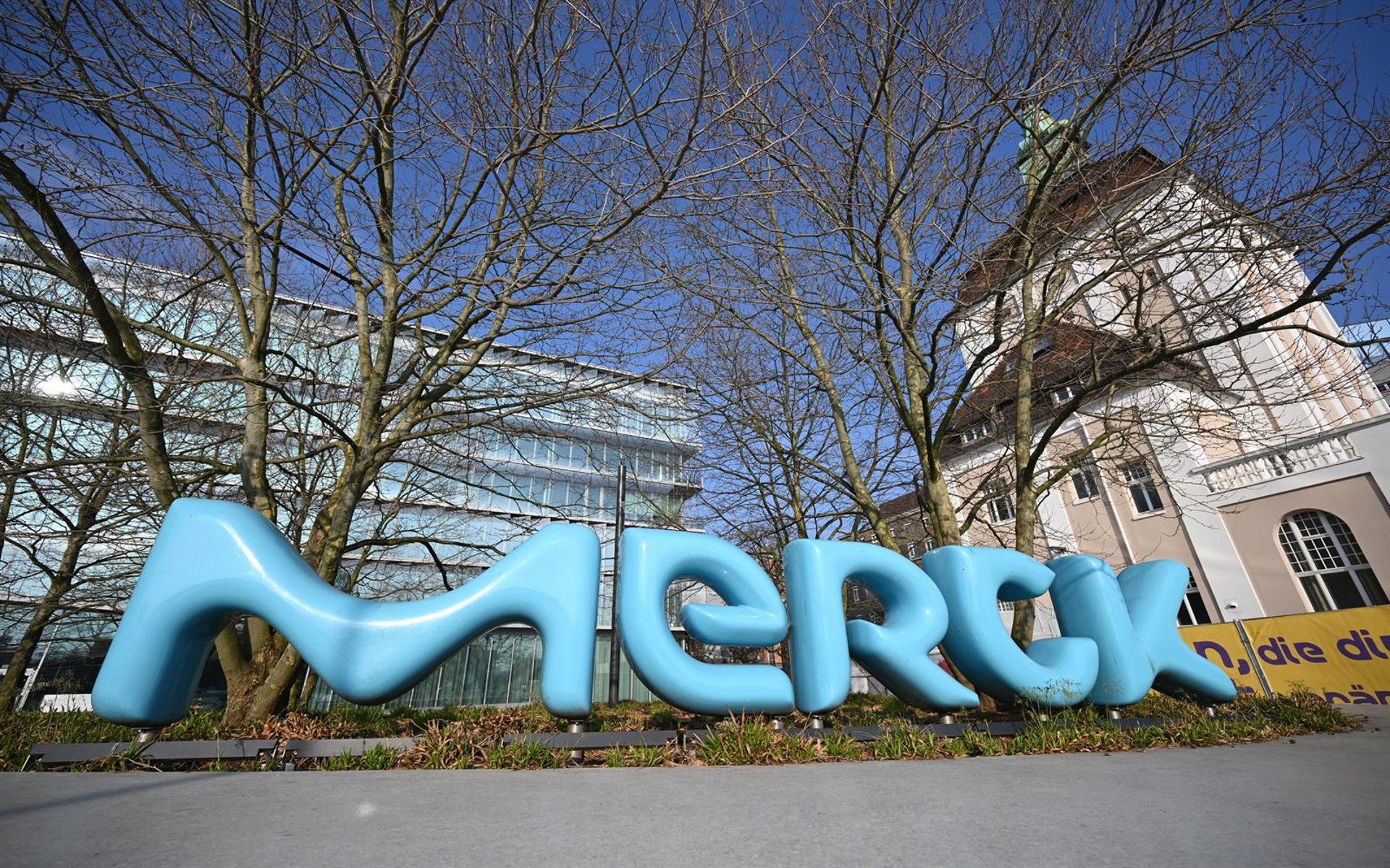 Merck compra Bio-Techne por US$ 11,3 bilhões — aposta em tecnologia analítica