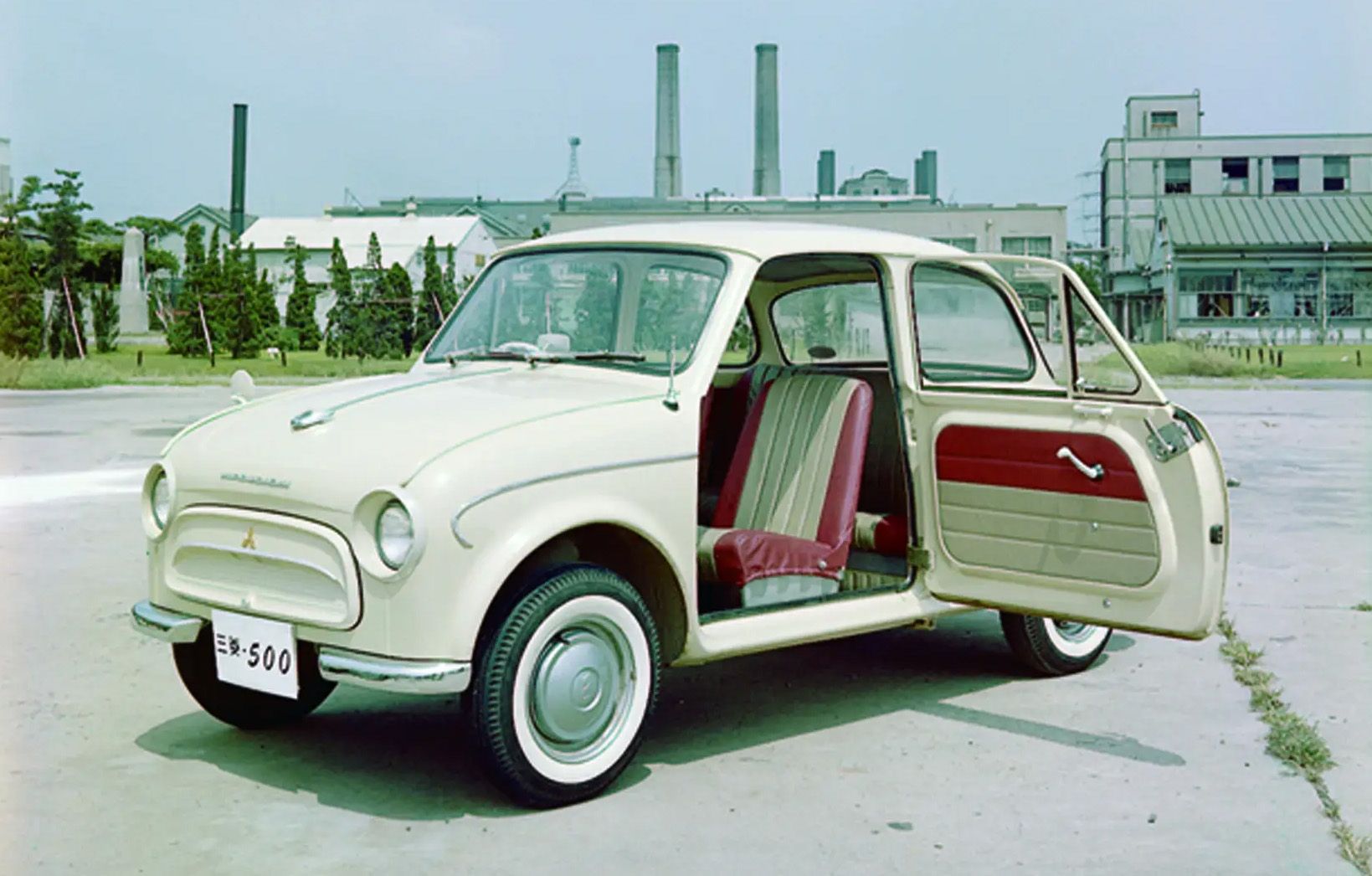 Mitsubishi 500: O câmbio manual que desafia o H-pattern