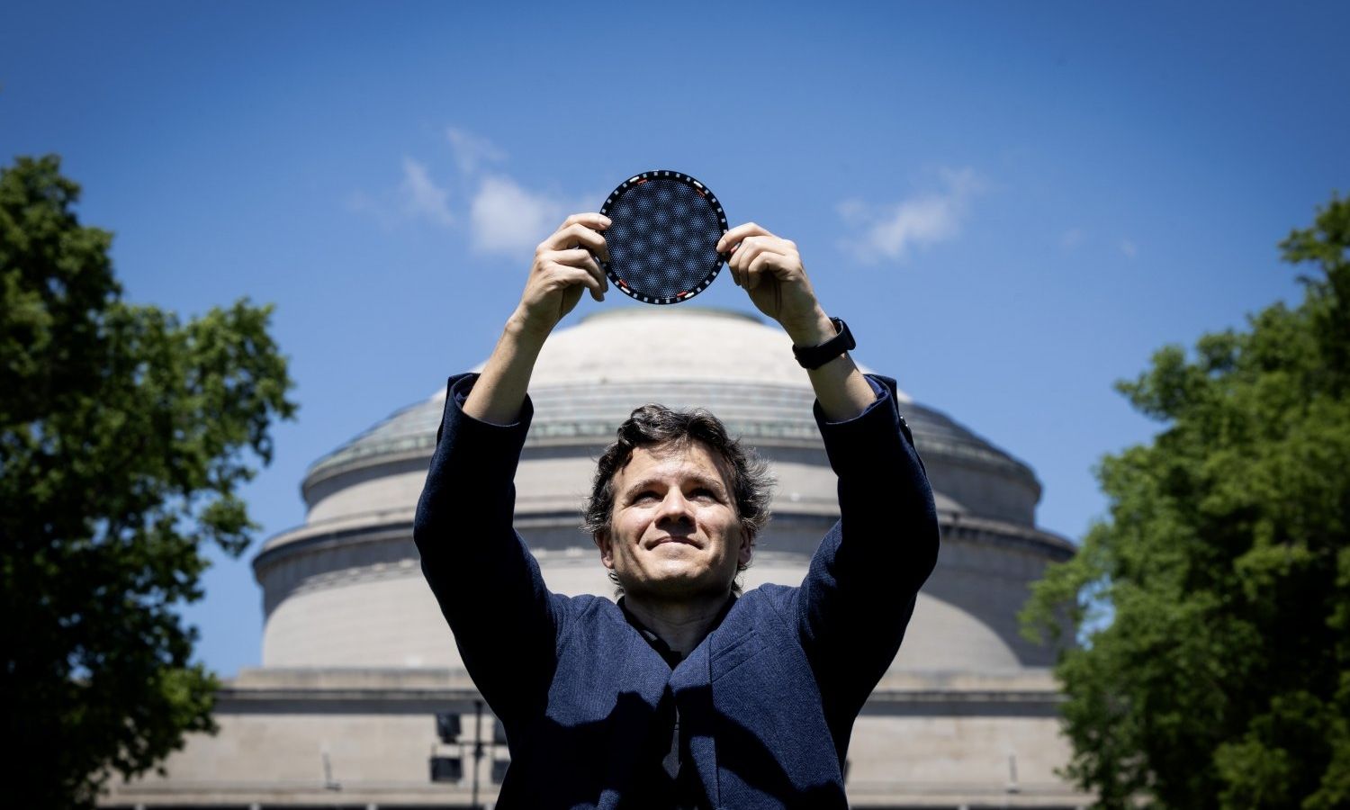 Pablo Jarillo-Herrero recebe Prêmio Kavli — a consagração da twistrônica