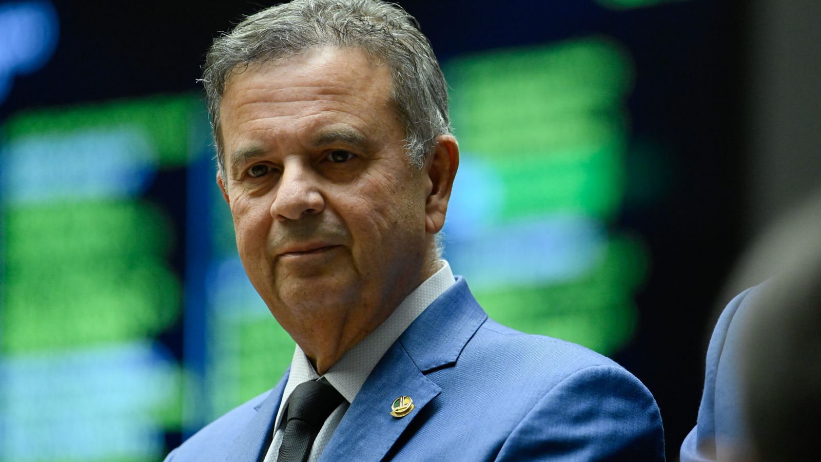Oposição e empresários articulam PEC do trabalho por hora para contrapor fim da escala 6x1