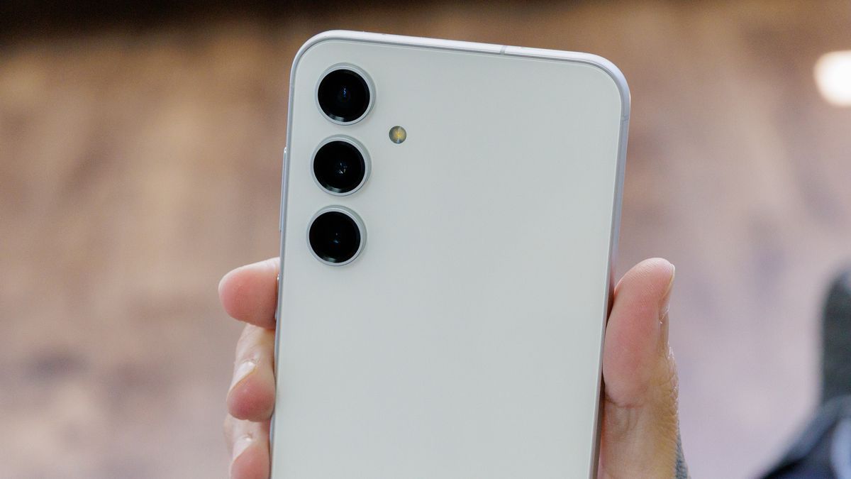 Atualização da One UI 8.5 provoca falhas críticas em telas da linha Galaxy S23