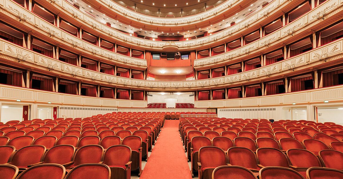 A Ópera de Viena, quando o espetáculo é o silêncio