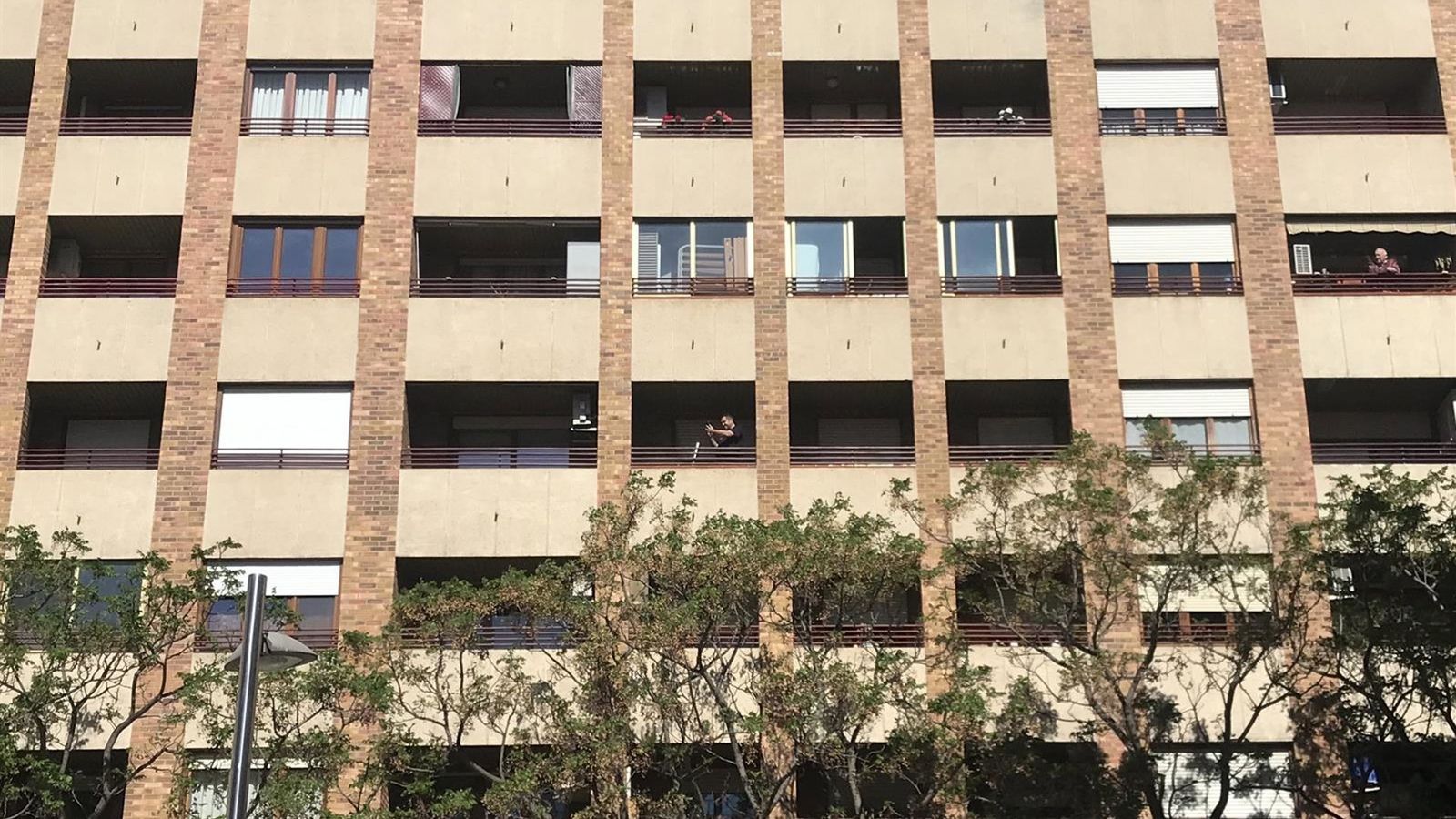 Espanha: Proprietários receberão compensação por despejos, fundos abutres ficam de fora