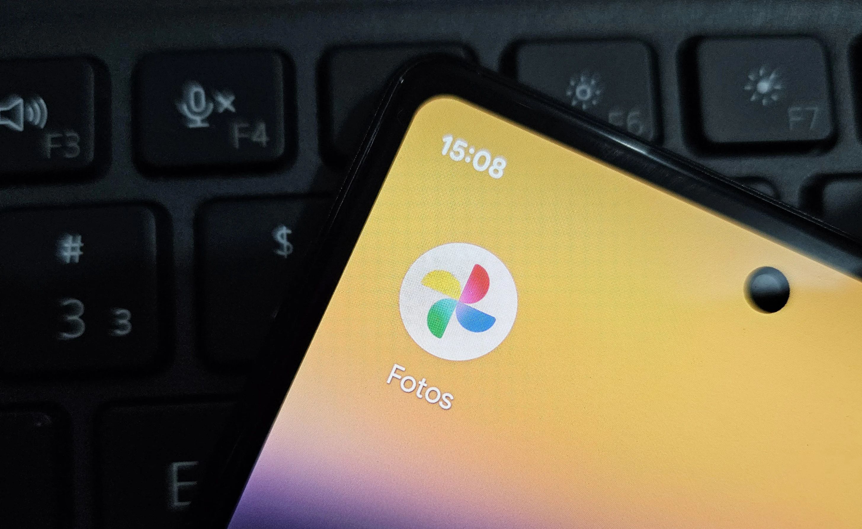 Google Fotos agora pixeliza dados sensíveis com um toque