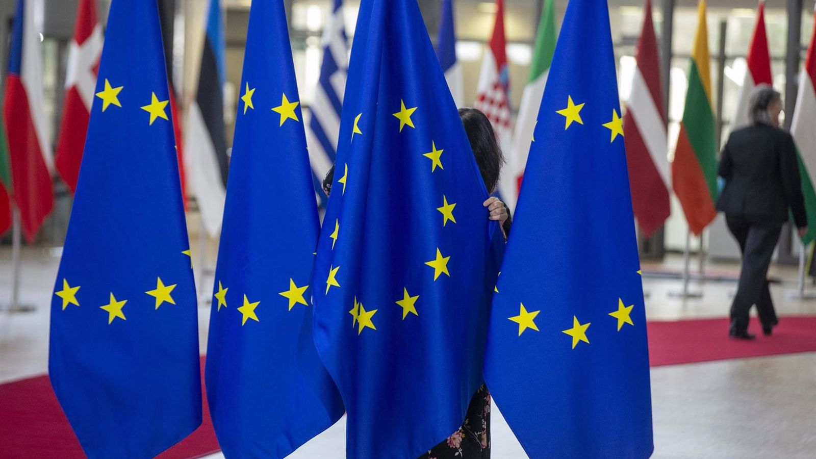 União Europeia aperta regras contra substâncias cancerígenas na indústria