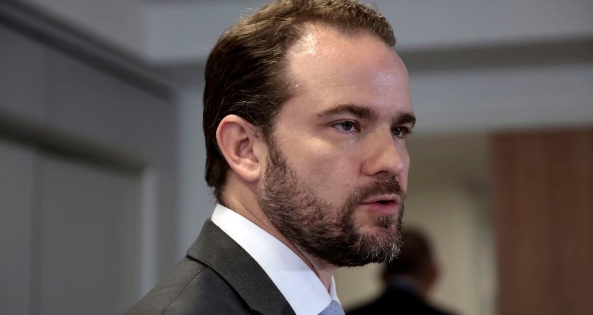 A MP da ‘blusinha’ e a corrida do governo contra o próprio prazo
