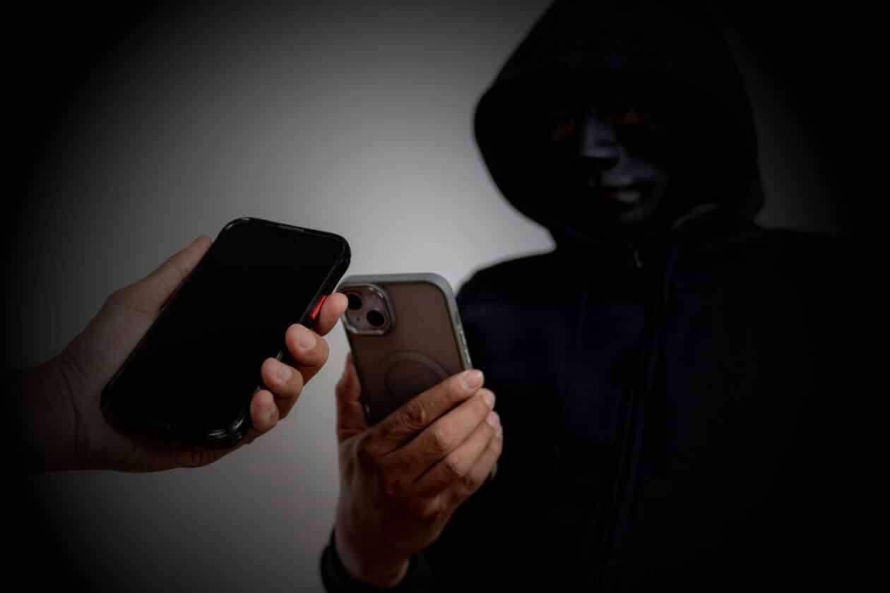 Apple lança defesa contra golpes de falsificação de identidade no iOS