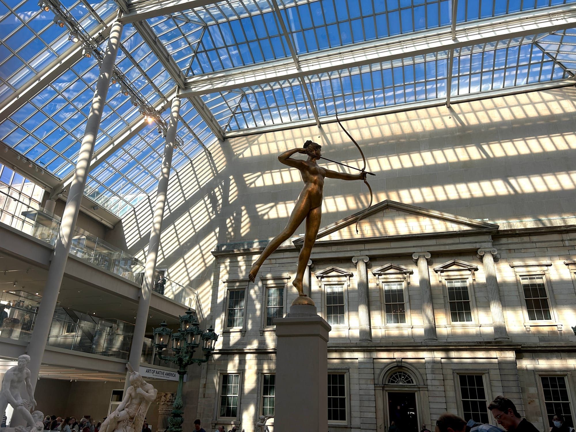 Met Museum amplia acesso e oferece adesão gratuita a beneficiários do SNAP