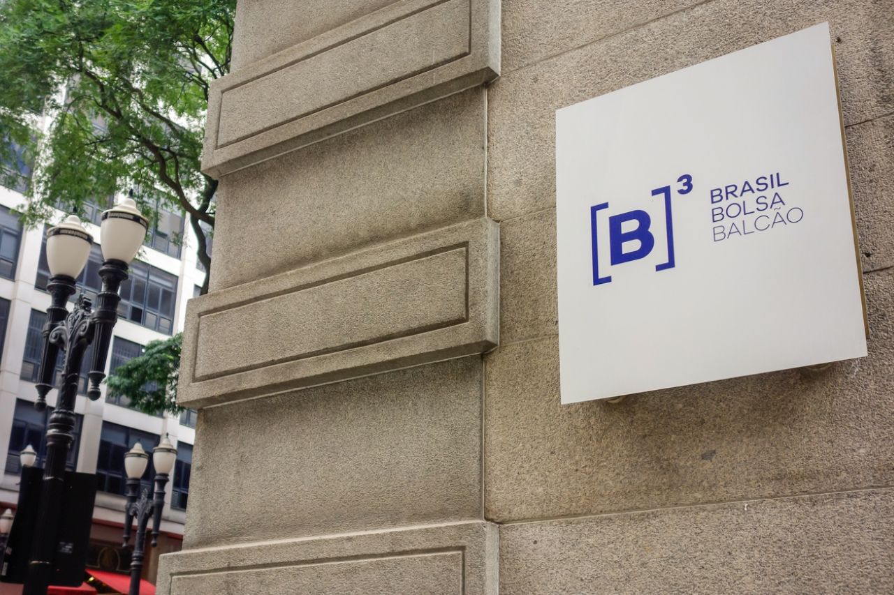 Ibovespa troca de pele: Tenda entra, Petrorecôncavo fica para trás