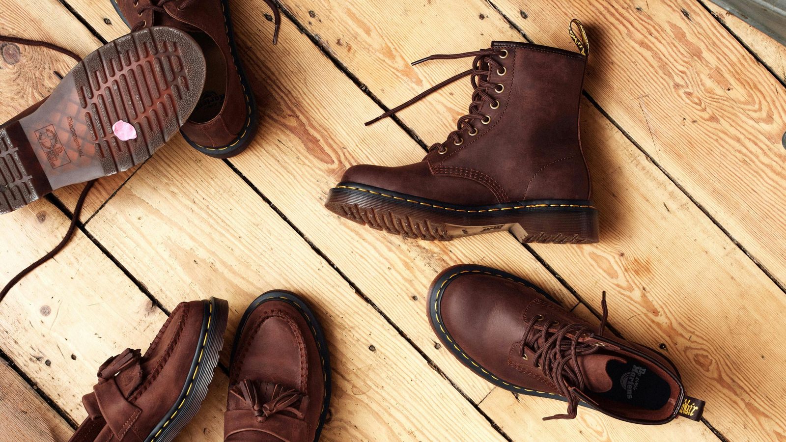 Dr. Martens: A Sutil Arte de Mudar Sem Ser Notado