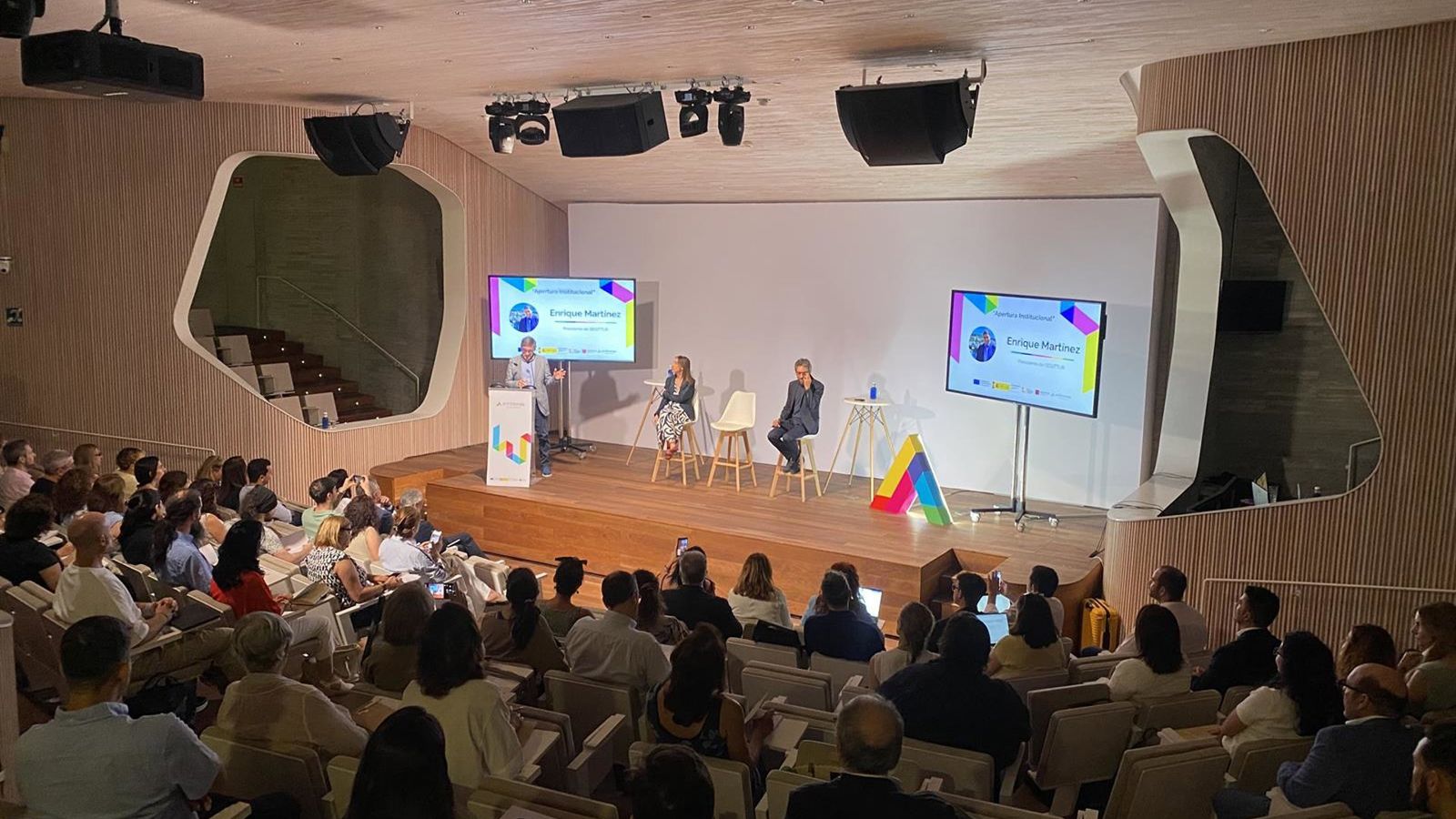Turismo espanhol aposta em IA e clima para destinos inteligentes