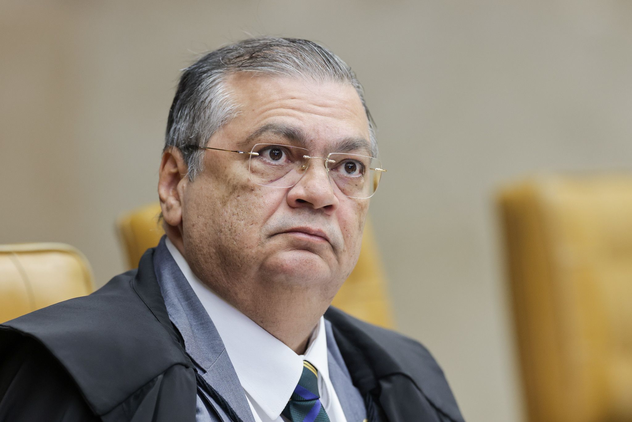 Dino aperta o cerco às emendas: o fim do bônus sem ônus?