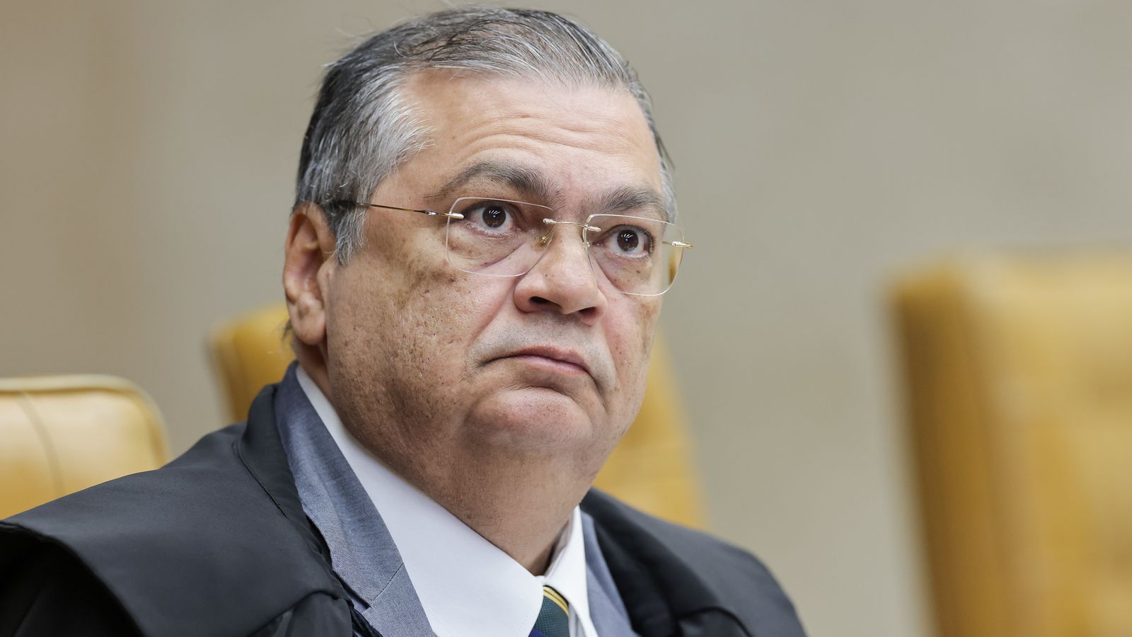 Dino aperta o cerco às emendas: o fim do bônus sem ônus?
