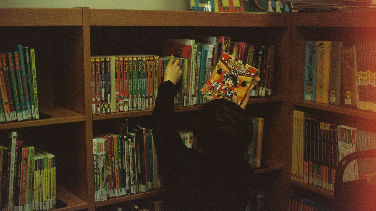Bibliotecas públicas dos EUA reorganizam acervos — e censura atinge livros juvenis