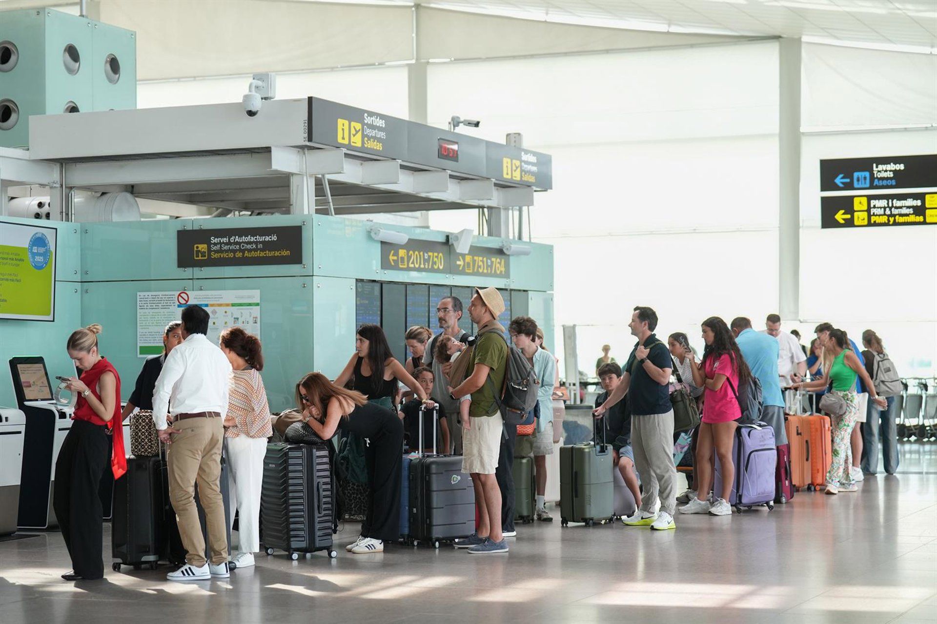 Espanha projeta 12,8 milhões de assentos aéreos em outubro, alta de 6,4%