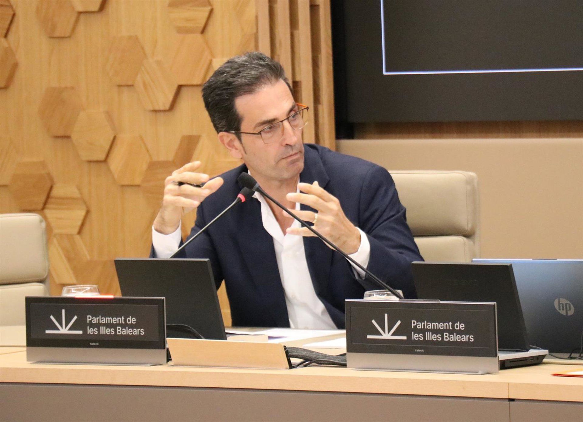 Psicólogo clínico alerta para o lucro por trás do declínio da saúde mental infantil