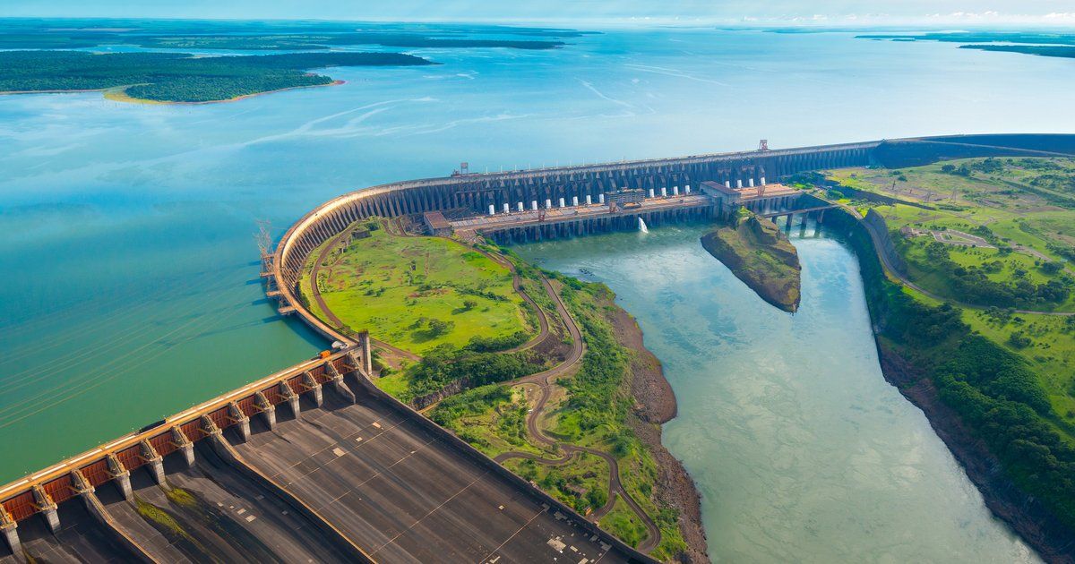 EUA mira Paraguai para infraestrutura de IA e urânio com energia de Itaipu
