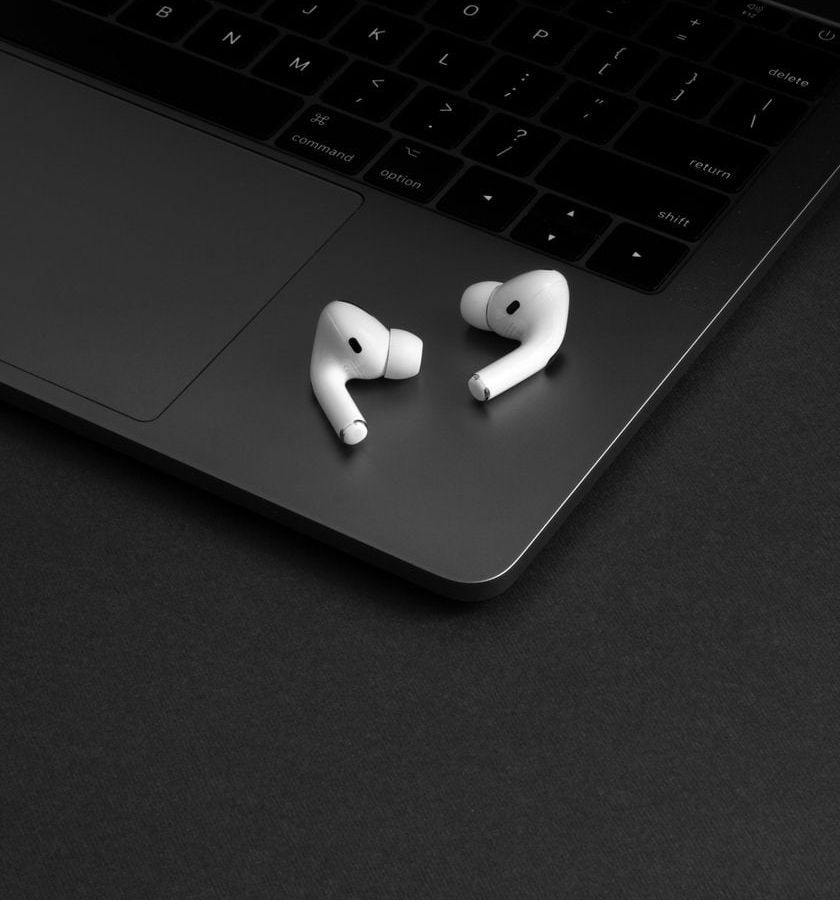 Apple libera ajuste fino de som para donos de AirPods