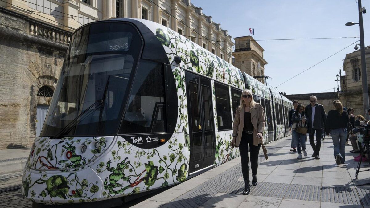 CAF avança nos trilhos franceses: um contrato de €150 milhões