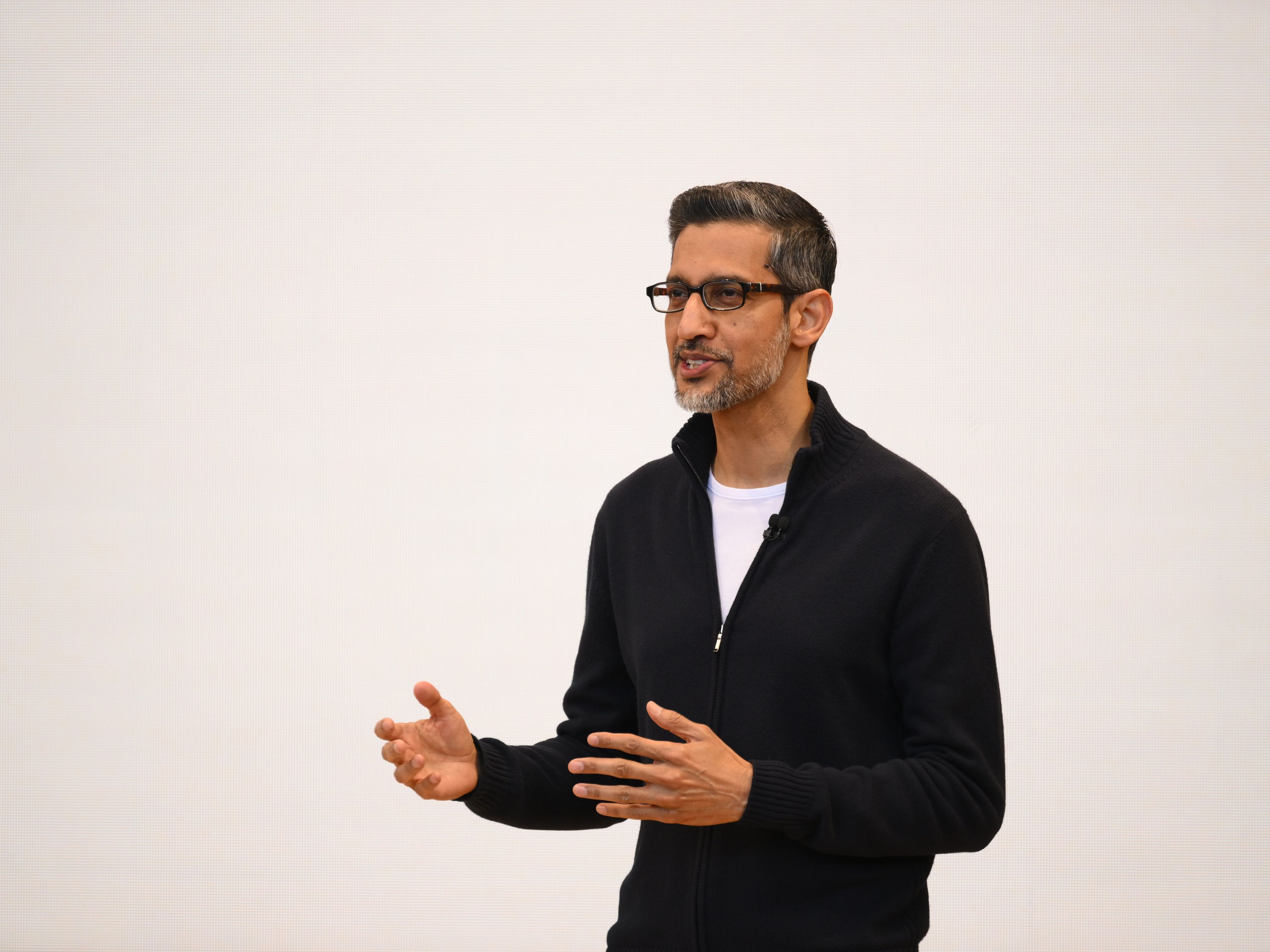 Meta e Google investem em mão de obra braçal para sustentar expansão da IA