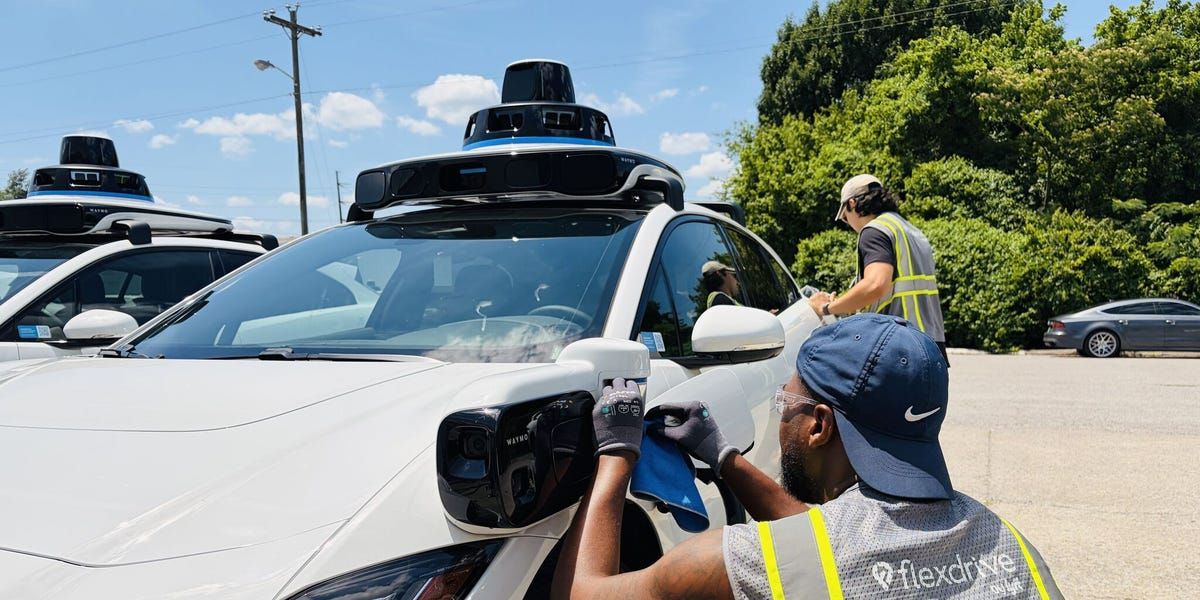 O novo emprego do motorista da Lyft: cuidar do carro que o tirou da rua