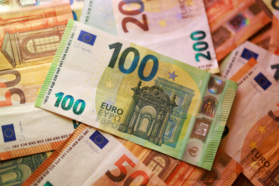 Zona do euro mantém desemprego em 6,4% em agosto