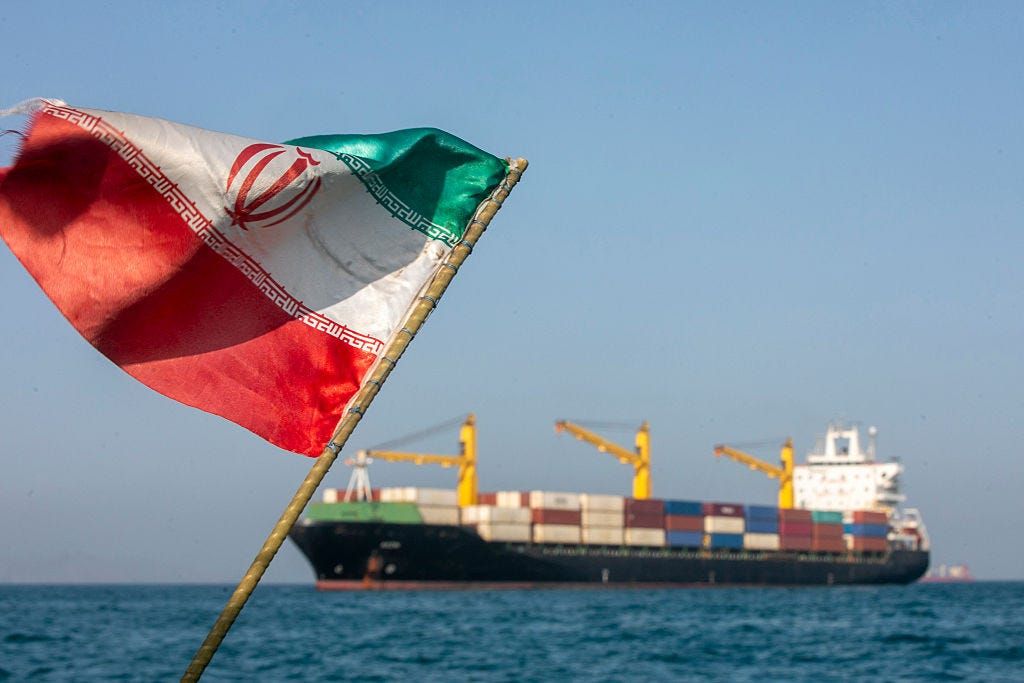 Impasse em Ormuz — por que a diplomacia de Trump patina na crise iraniana