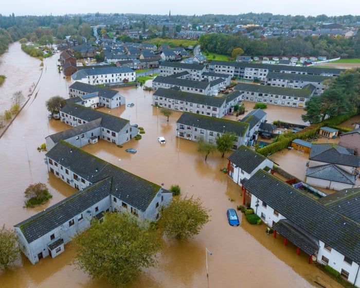 Seguradoras omitem riscos climáticos para manter preços baixos, dizem fontes