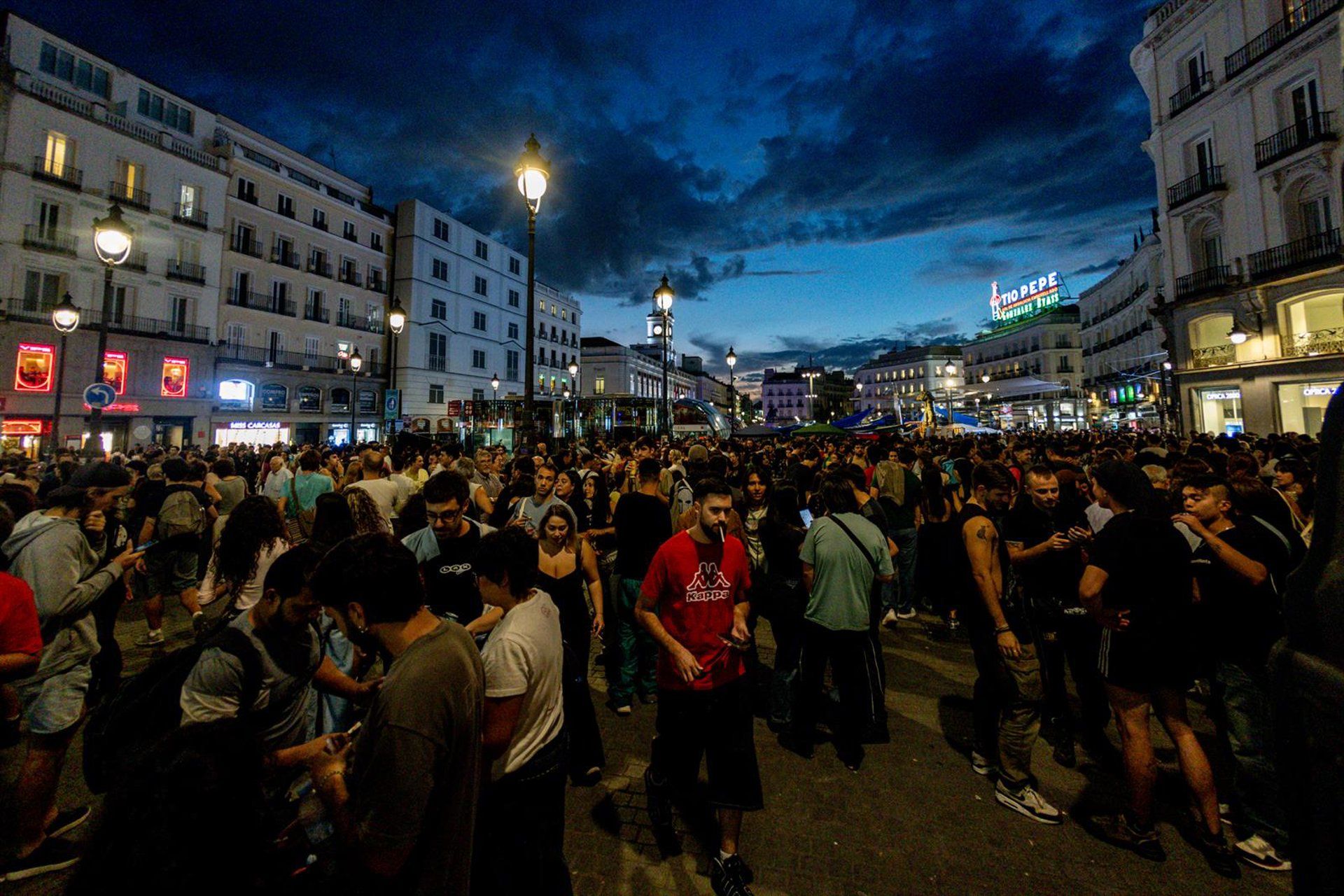 Congresso espanhol bloqueia decretos de moradia; sindicatos convocam protestos