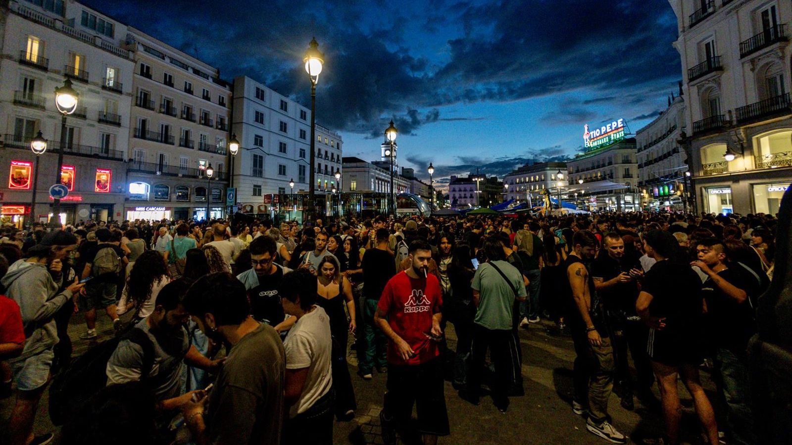 Congresso espanhol bloqueia decretos de moradia; sindicatos convocam protestos