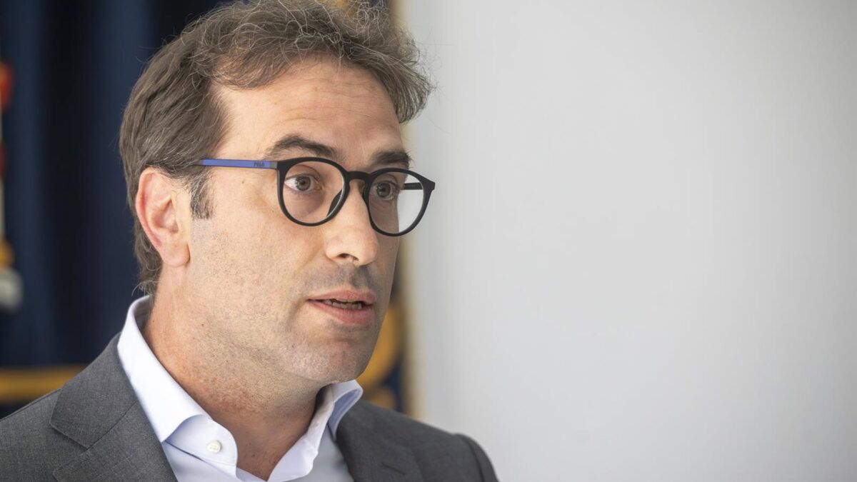 A Espanha busca um pacto para domar a IA