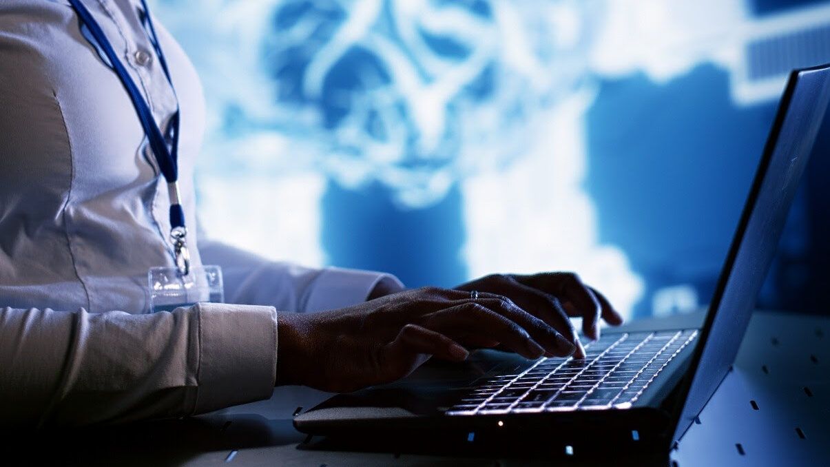 Comissão Europeia: Saúde digital pode crescer 5x até 2035 com IA