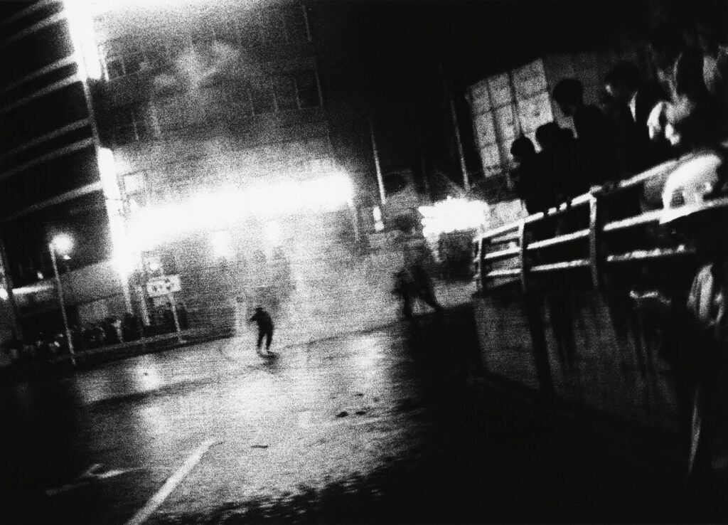 Daido Moriyama retorna ao Japão — a retrospectiva que redefine o olhar sobre a imagem