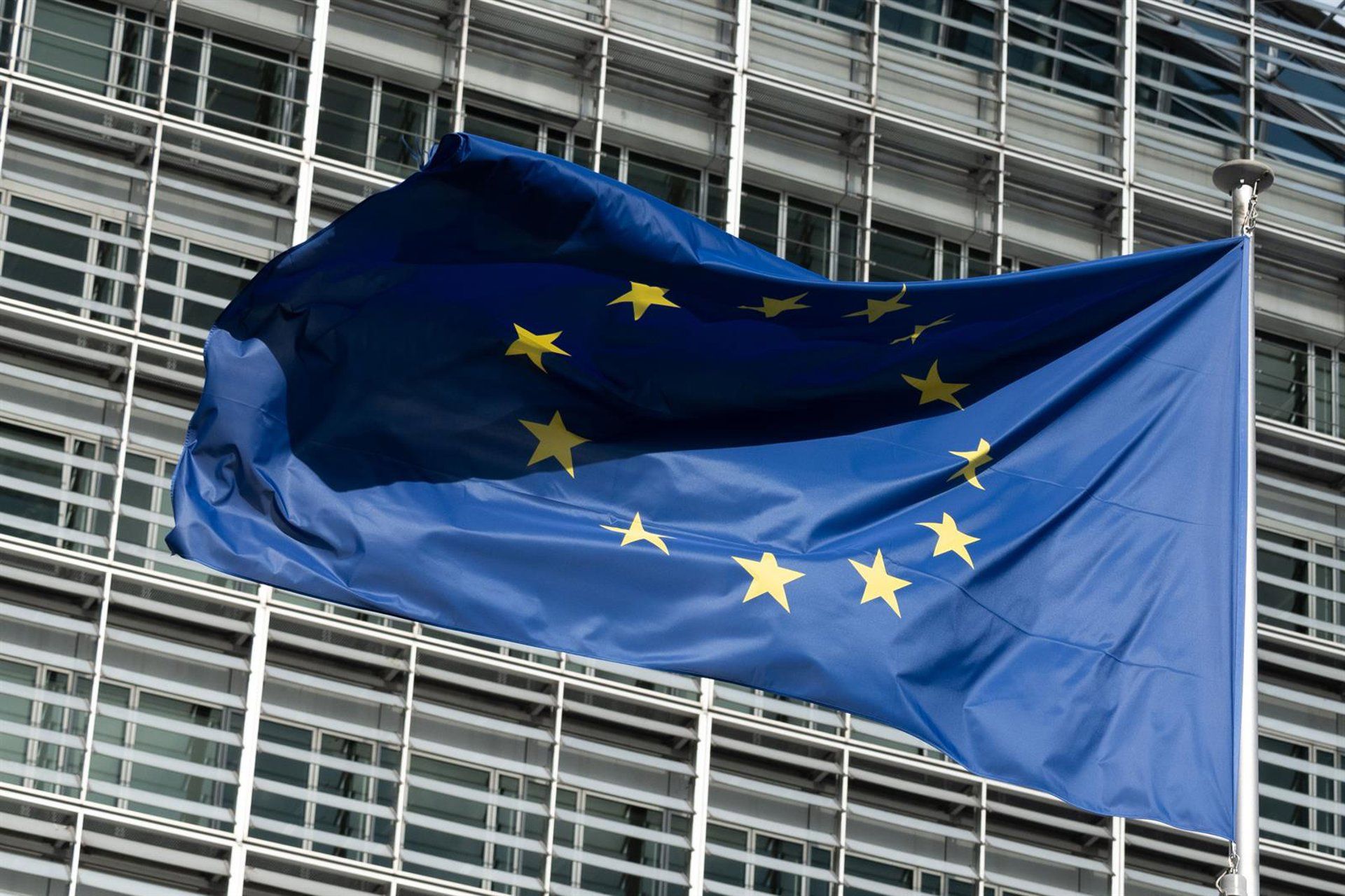 UE quer cortar em 33% tempo de aprovação de normas técnicas