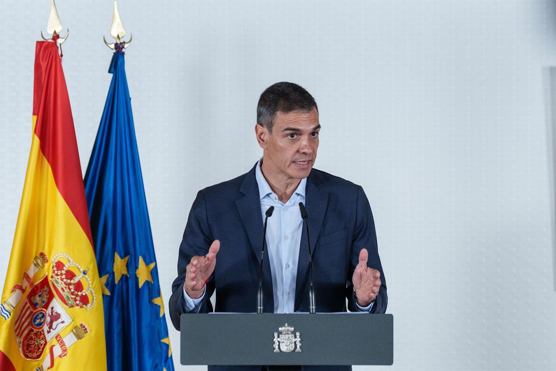 Sánchez busca apoio para Orçamento de 2027 — aposta em indicadores econômicos para contornar impasse