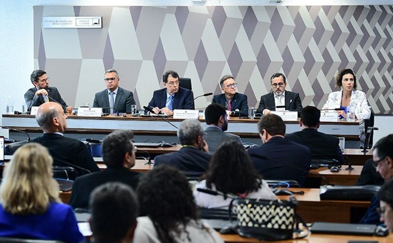 CCJ do Senado aprova autonomia financeira do Banco Central — governo é derrotado